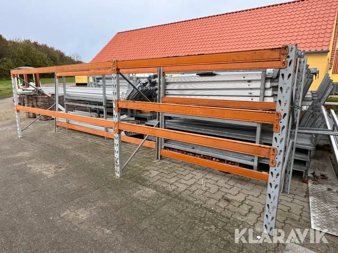 Billede 2 - Materiale reol