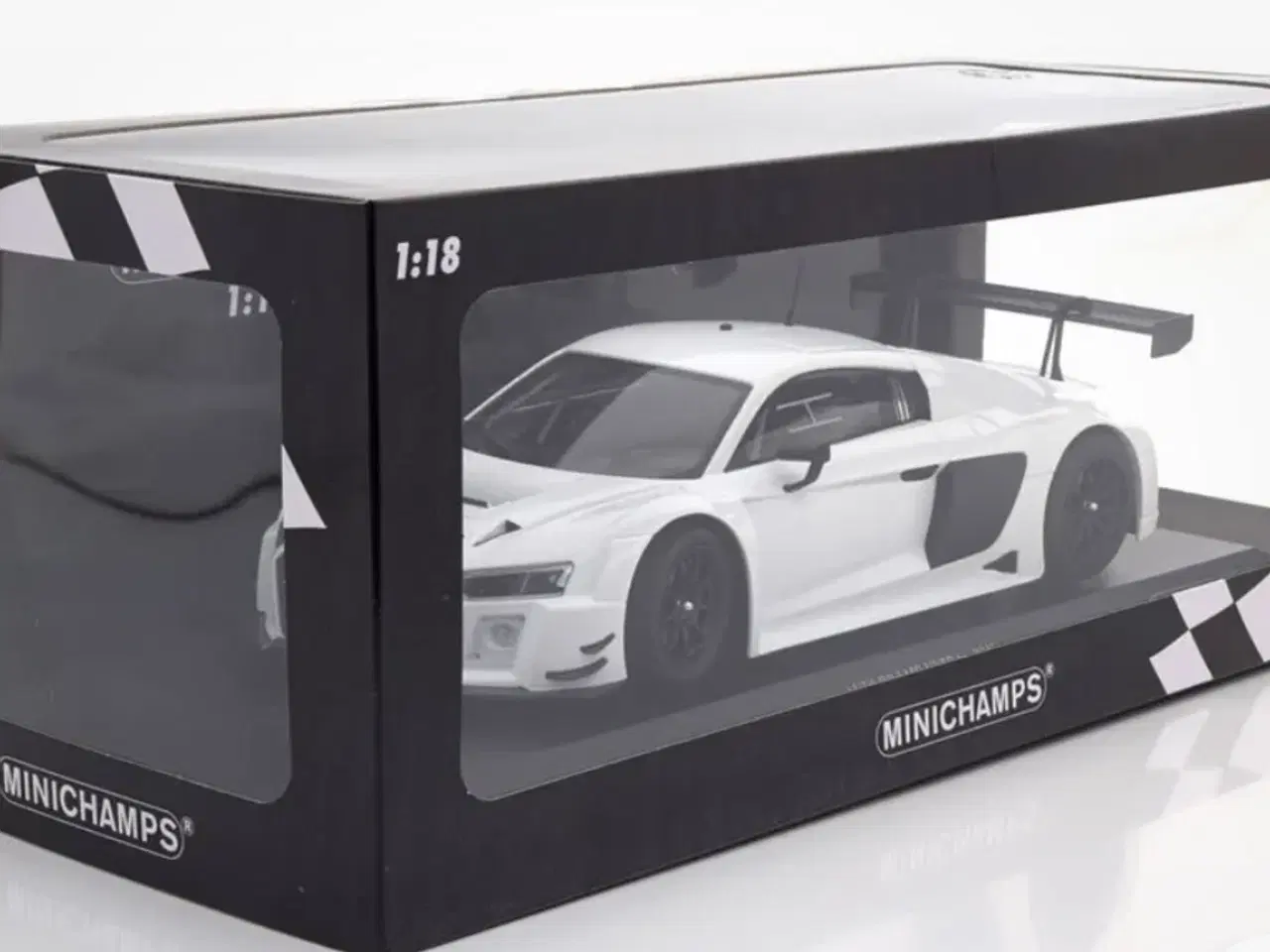 Billede 6 - 1:18 Audi R8 LMS Ultra Plain Body 2015