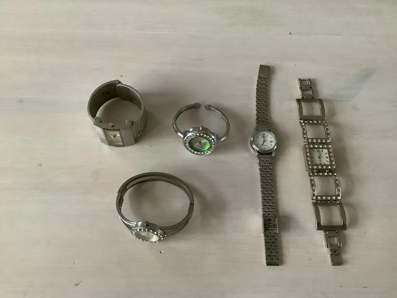 Billede 2 - Dame armbåndsure 