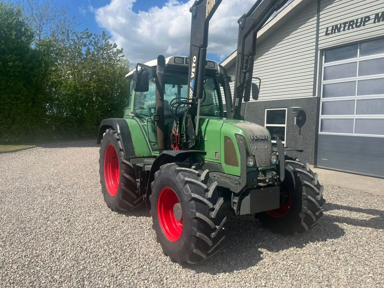 Billede 16 - Fendt 410 Vario med frontlæsser.