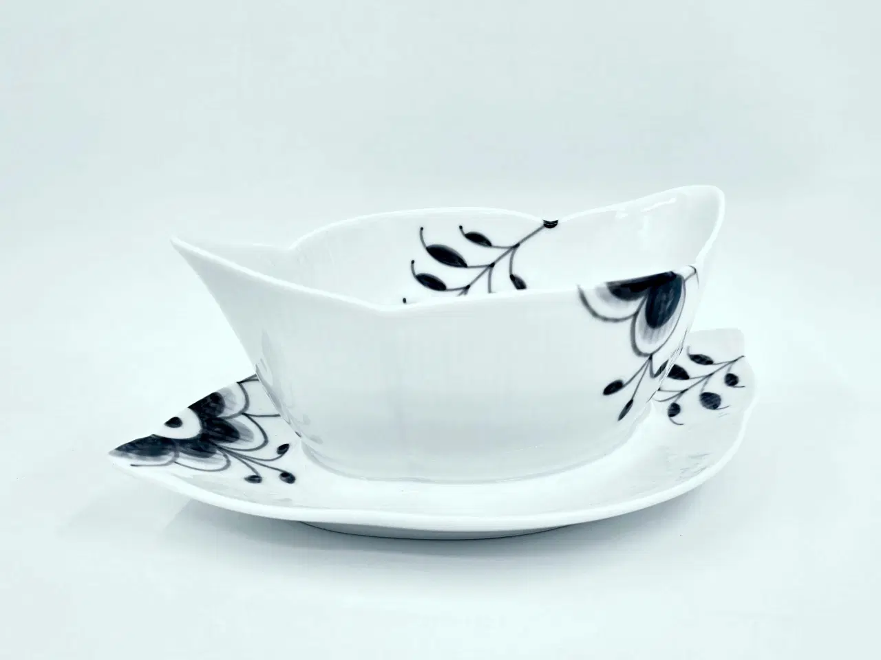 Billede 5 - Sort Mega Riflet Sovseskål 1 sortering Porcelæn 
