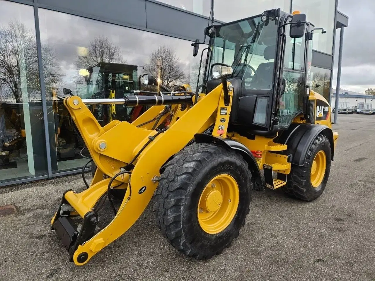 Billede 4 - CAT 908m