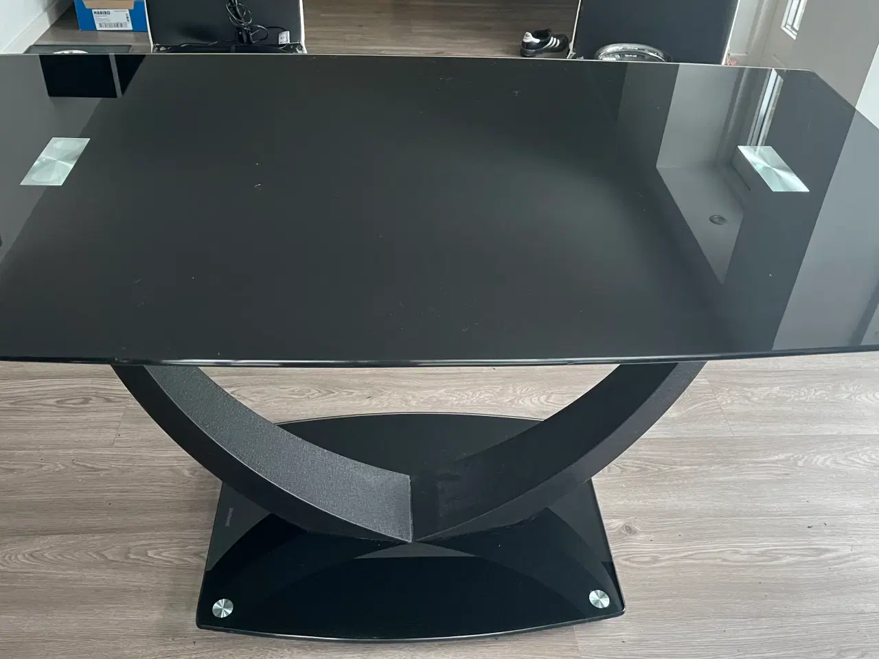 Billede 3 - Flot sort glasbord med eller uden stole