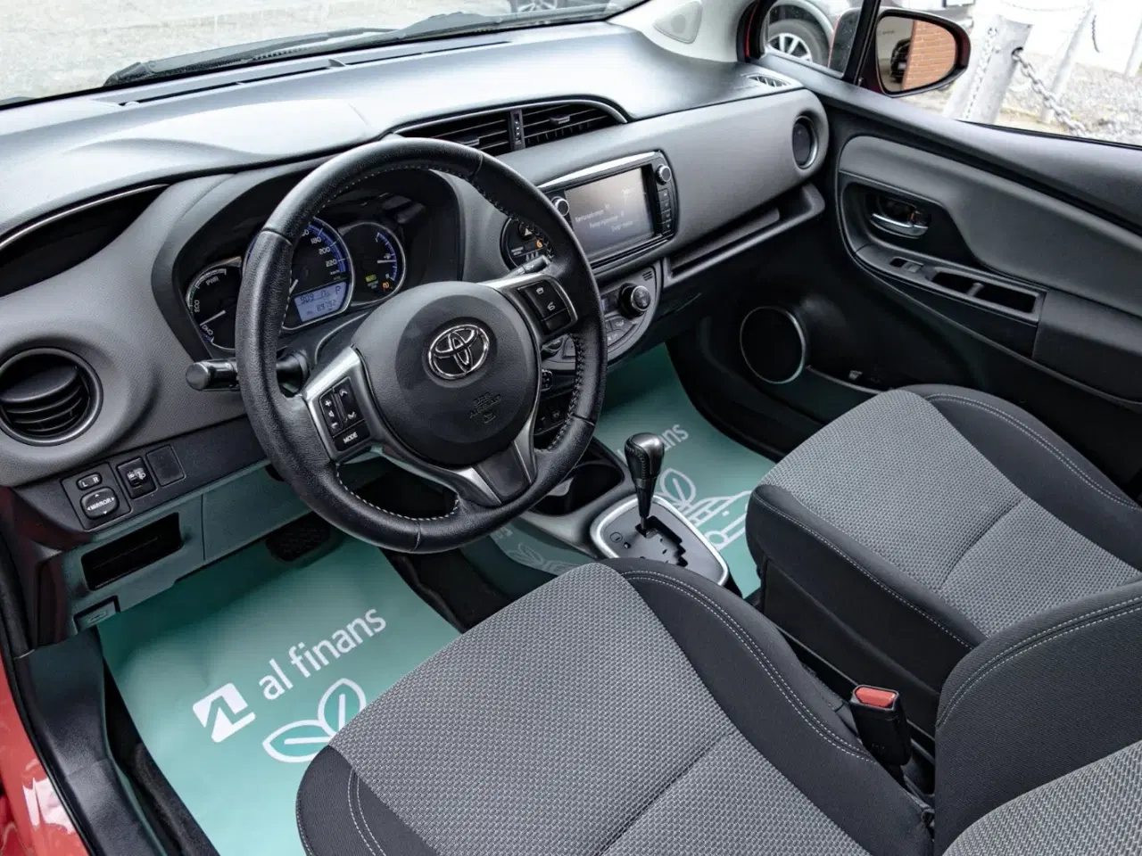 Billede 3 - Toyota Yaris 1,5 Hybrid H2 Komfort e-CVT