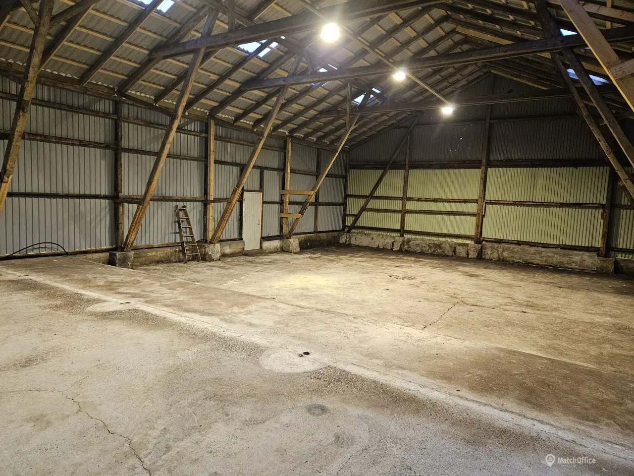 Billede 2 - Koldhal på central beliggenhed