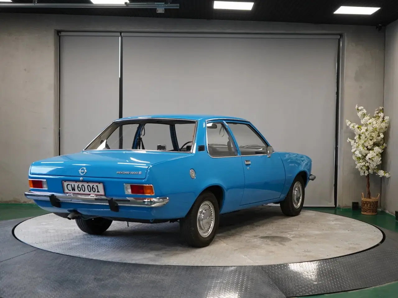 Billede 5 - OPEL REKORD fra 1976 – på auktion 14. maj