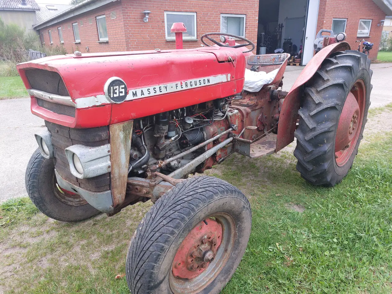 Billede 1 - Massey ferguson 135 benzin