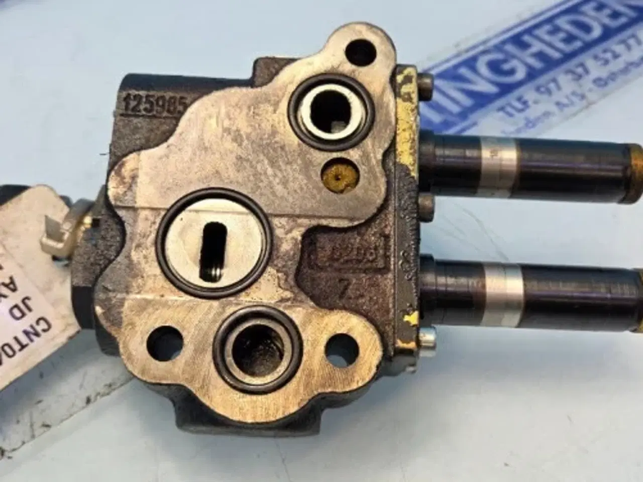 Billede 4 - John Deere 9780 CTS Trykventil AXE18738