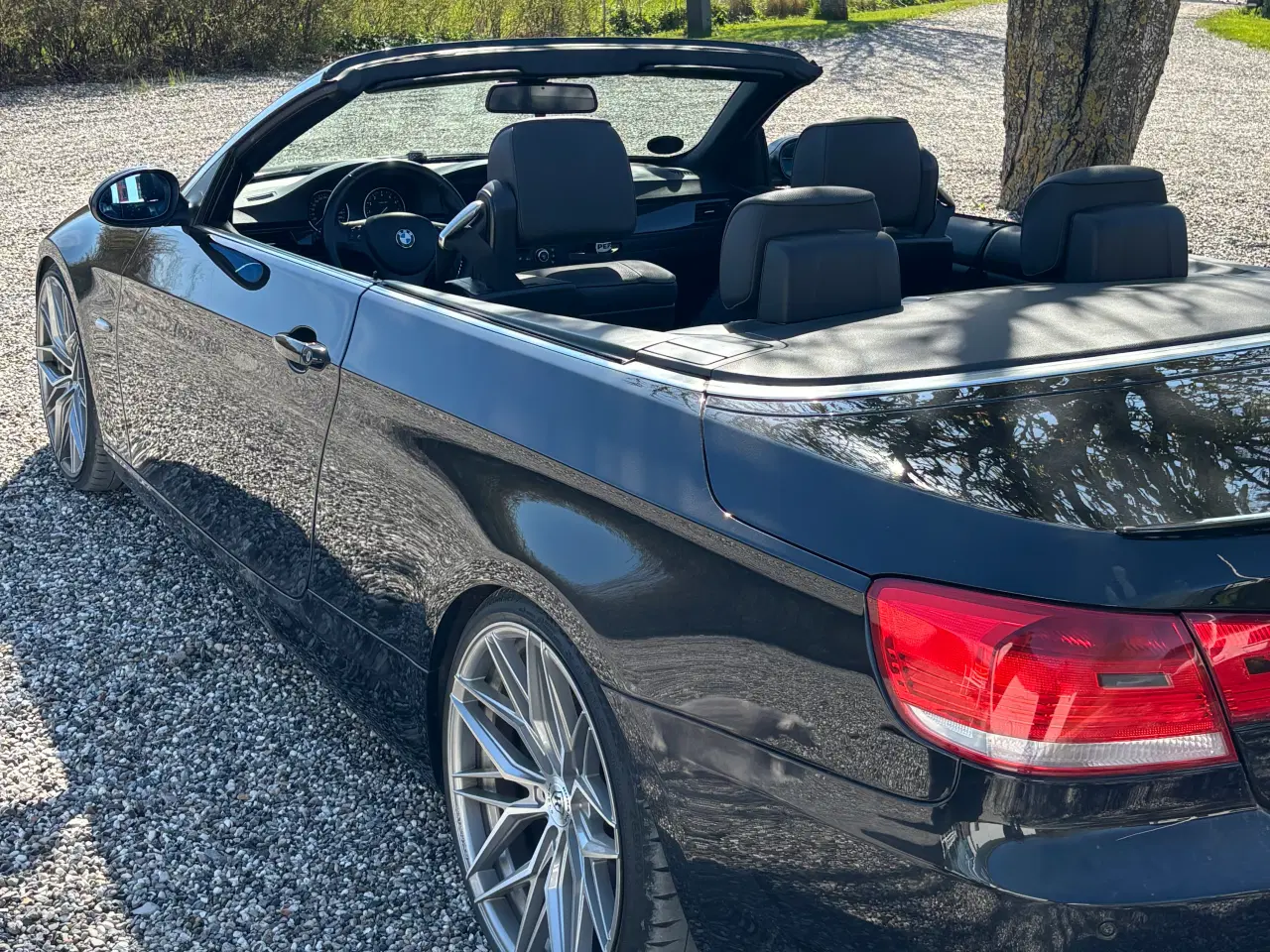 Billede 3 - Flot bmw 335 i Cab med manuel gear