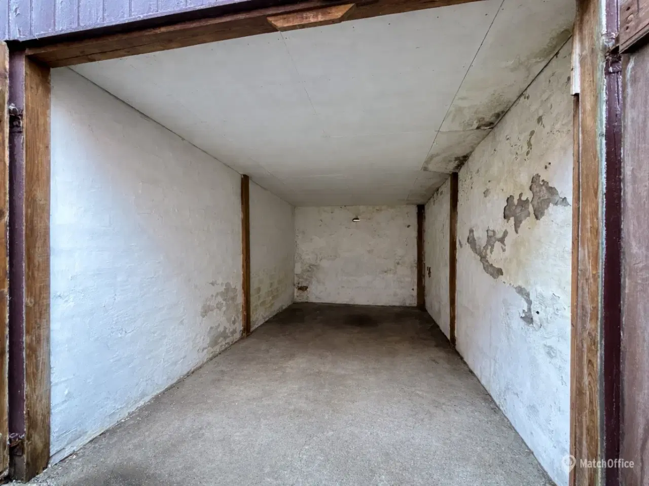 Billede 2 - Garage til leje på Guldbergsvej 18