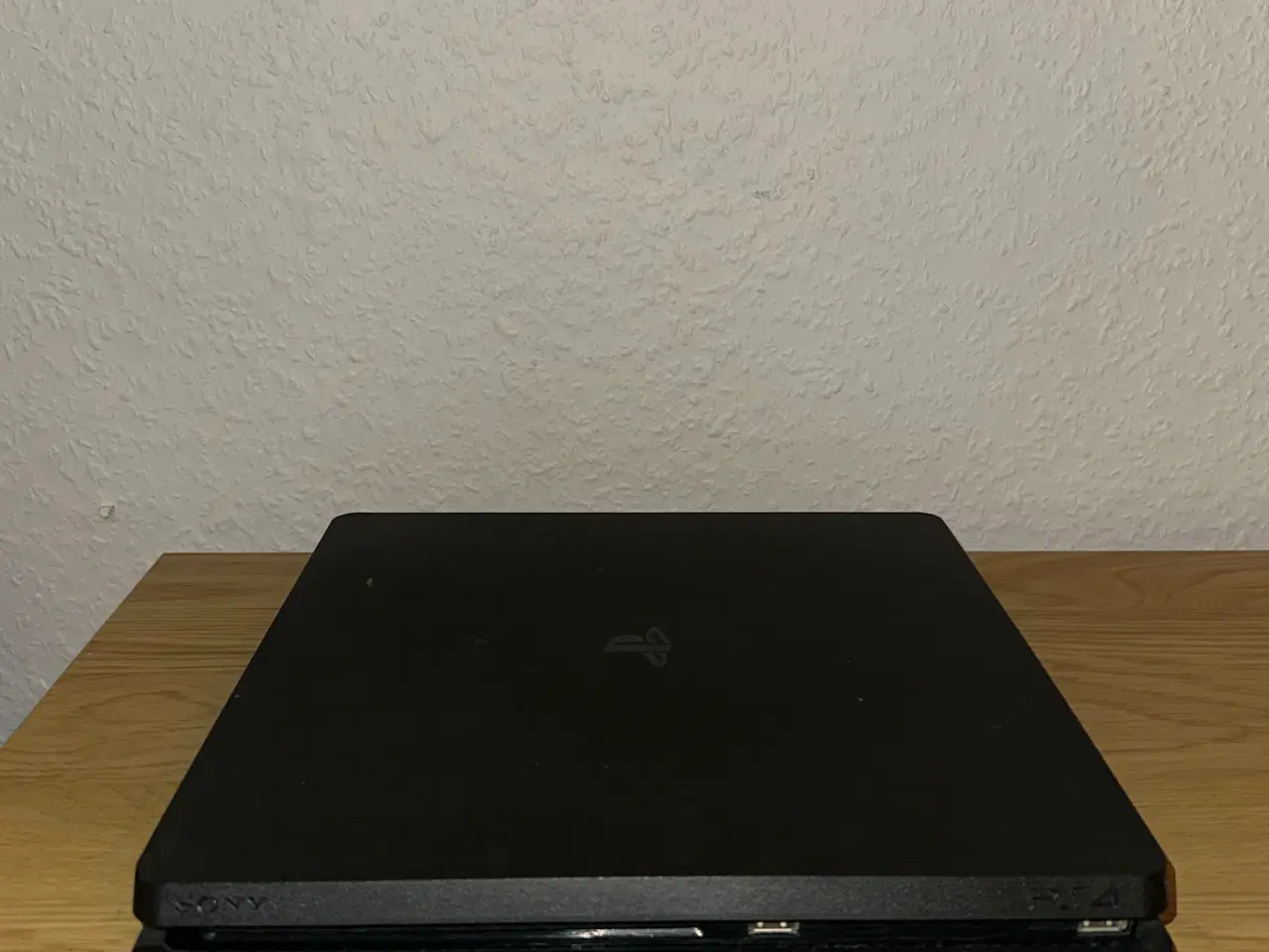 Billede 1 - Playstation 4 Slim