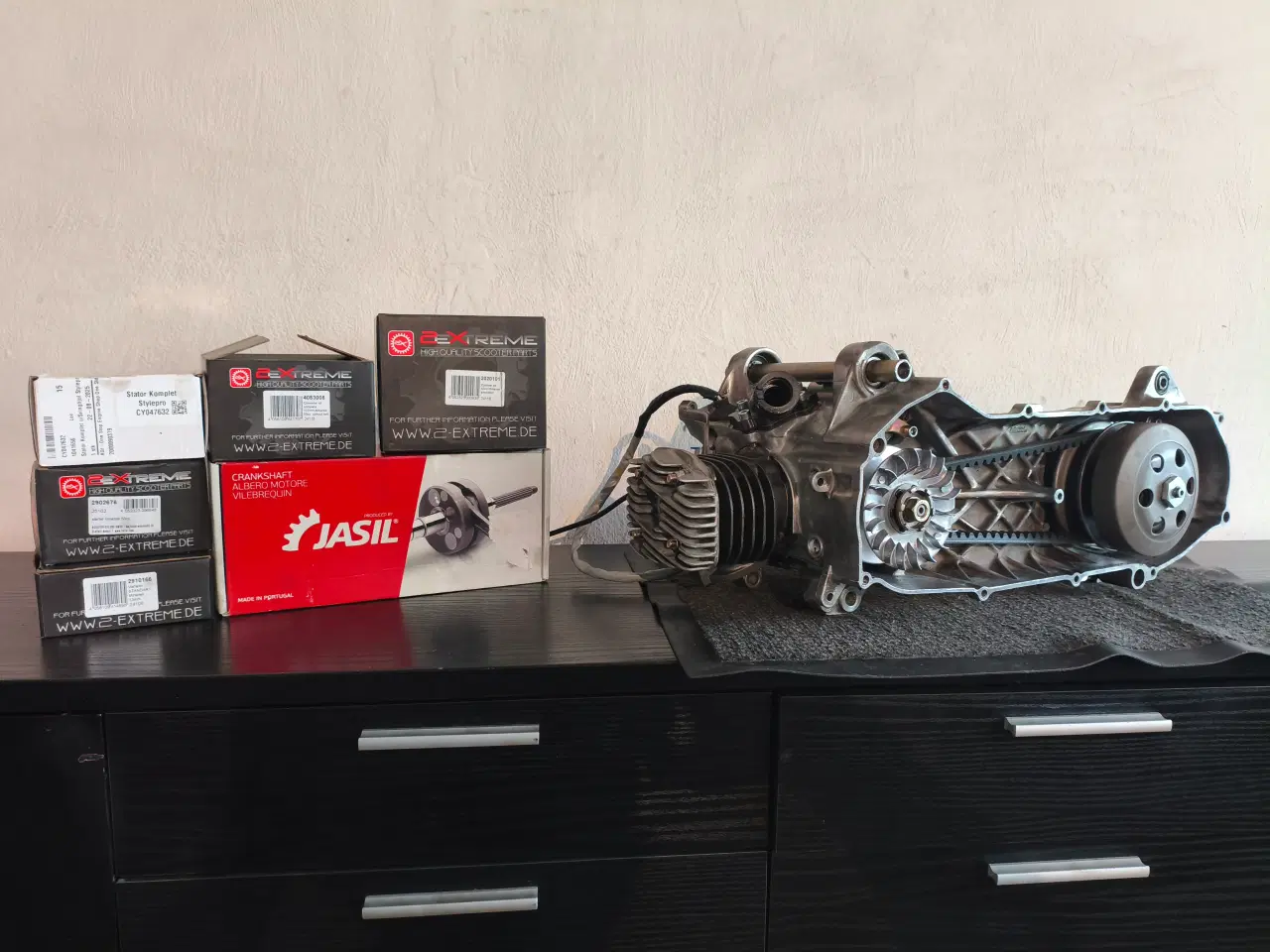 Billede 4 - Nyrenoveret Yamaha Jog R 50cc euro 2 motor 