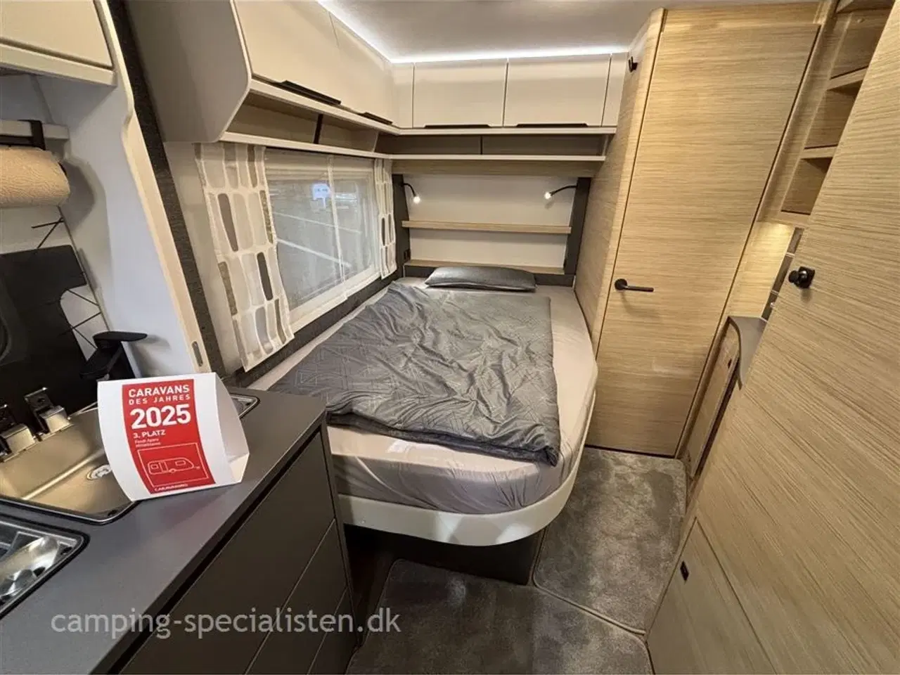 Billede 7 - 2026 - Fendt Apero 495 SFB   Fendt Apero 495 SFb Connect model 2026 kan snart ses hos Camping-Specialisten.dk