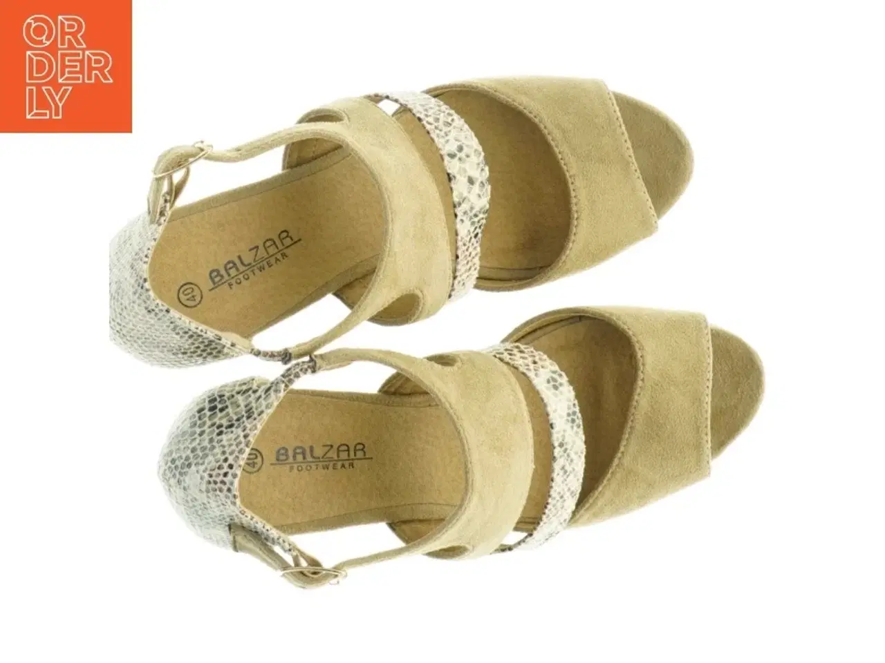 Billede 4 - Ruskindssandaler (fake)  med plateau hæl fra Balzar (str. 40)