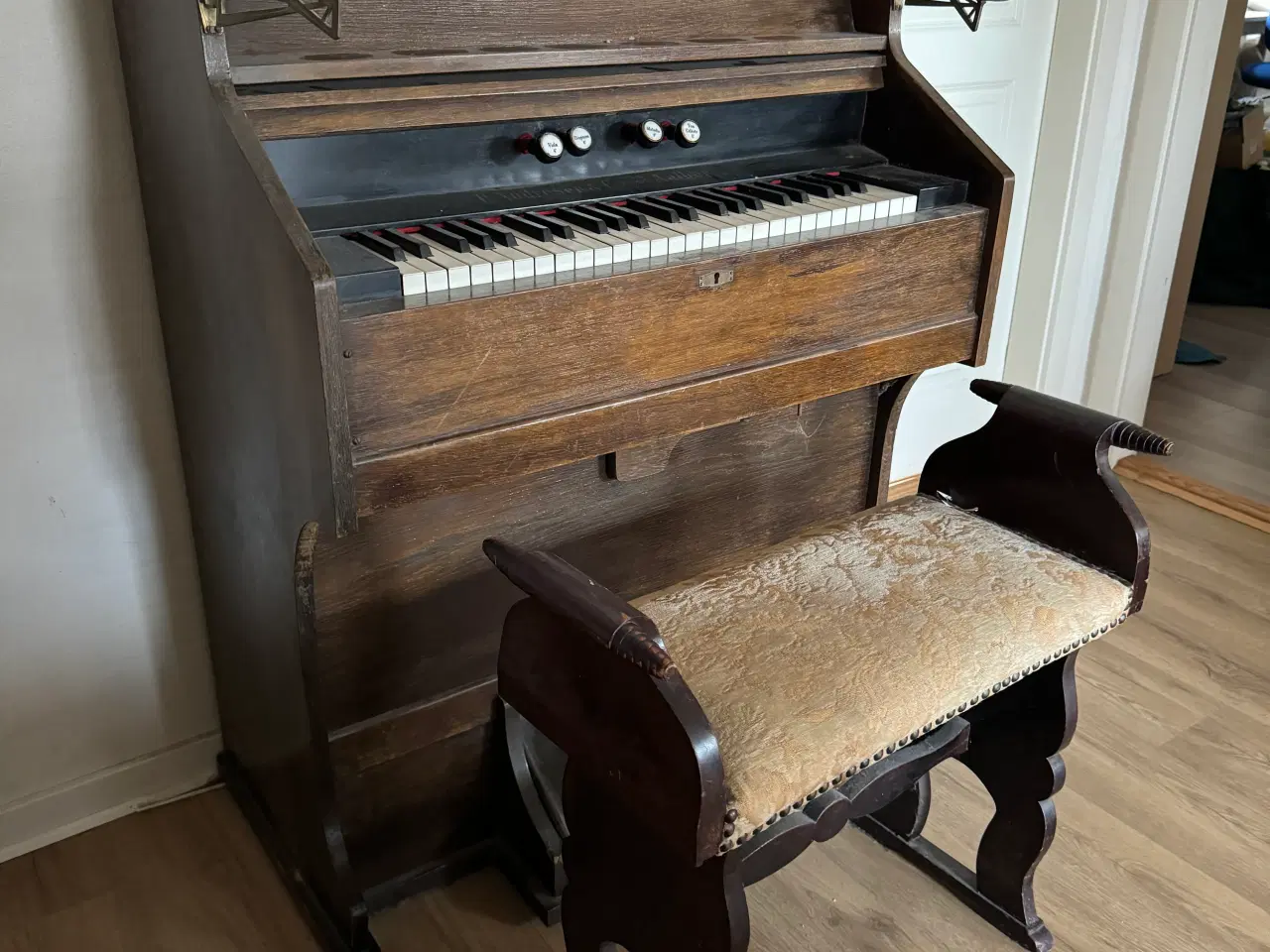 Billede 2 - Smukt gammelt trampe orgel