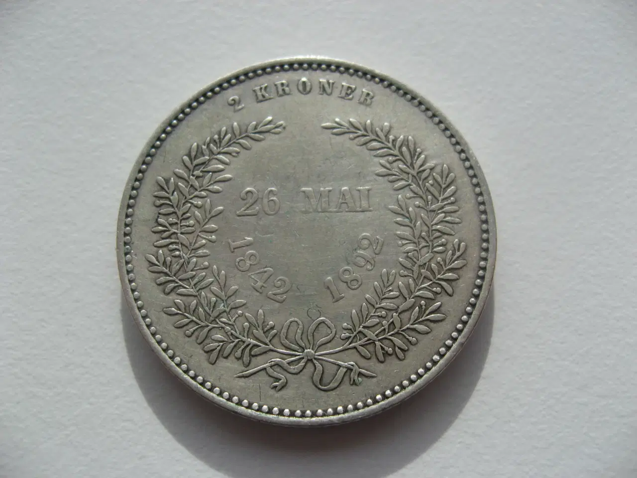 Billede 2 - Flot jubilæumsmønt 1892, en af de gode