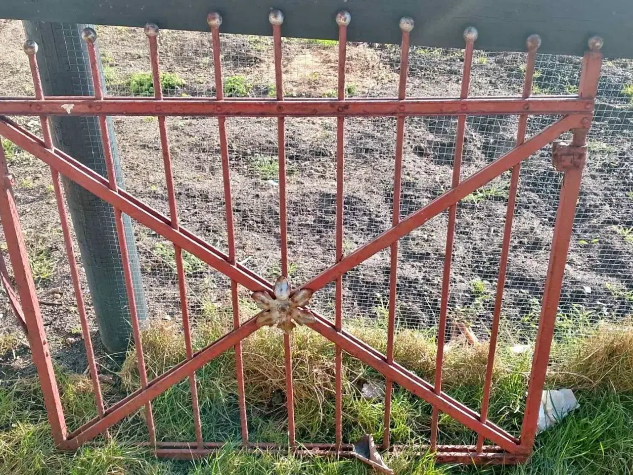 Billede 1 - Smedejernslåge