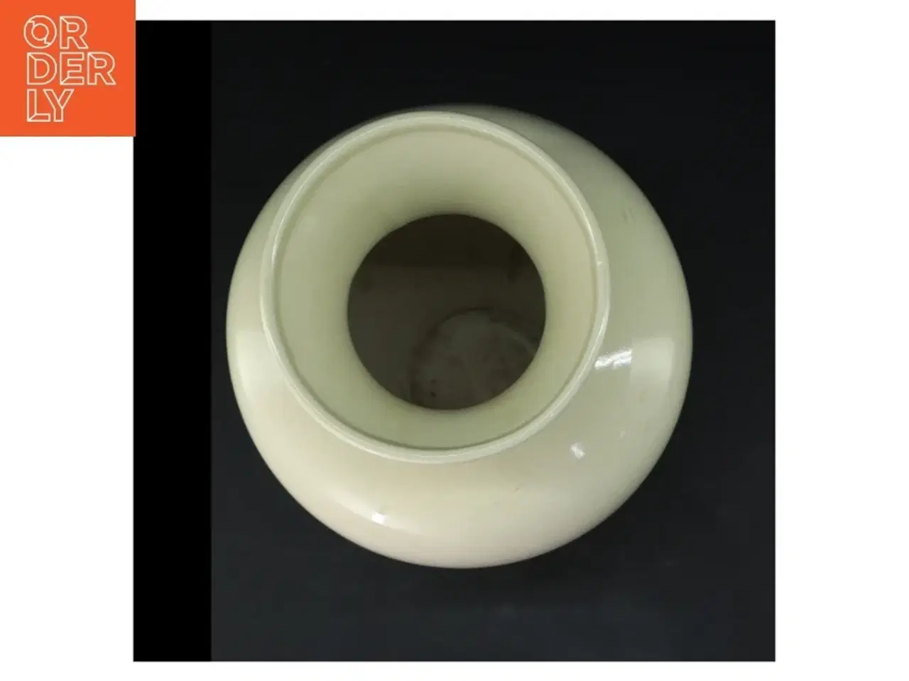 Billede 3 - Råhvid vase (str. Ø 13 cm længde 28 cm)