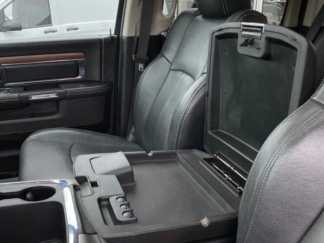 Billede 12 - Dodge RAM 1500 5,7 V8 Laramie Crew Cab aut. 4x4