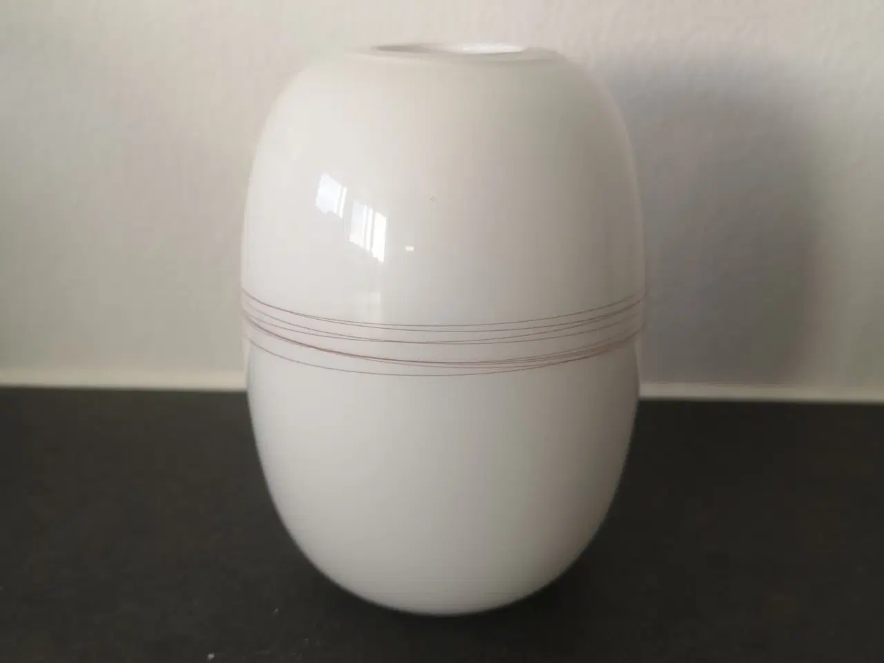 Billede 2 - Holmegaard Sakura opalglas vase
