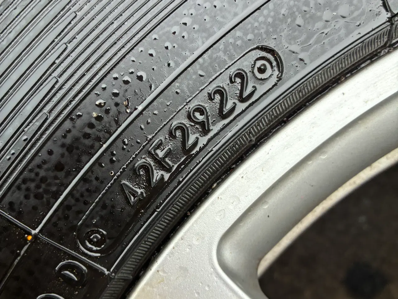 Billede 4 - Originale MErcedes fælge med vinterdæk