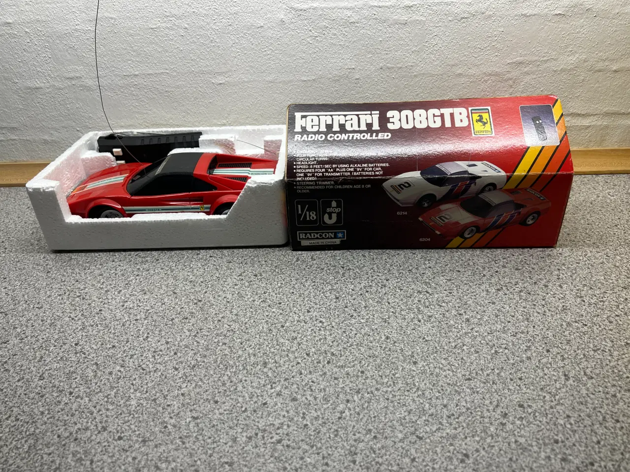 Billede 7 - Ny tilstand, Sælger en 1/18-skala Ferrari