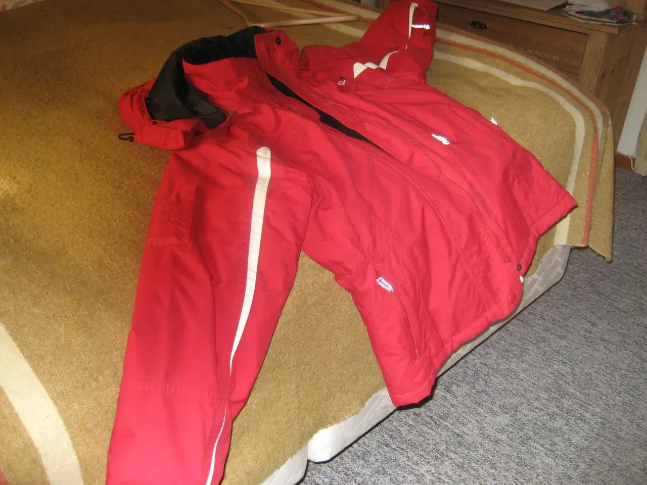 Billede 2 - Ski jakke small