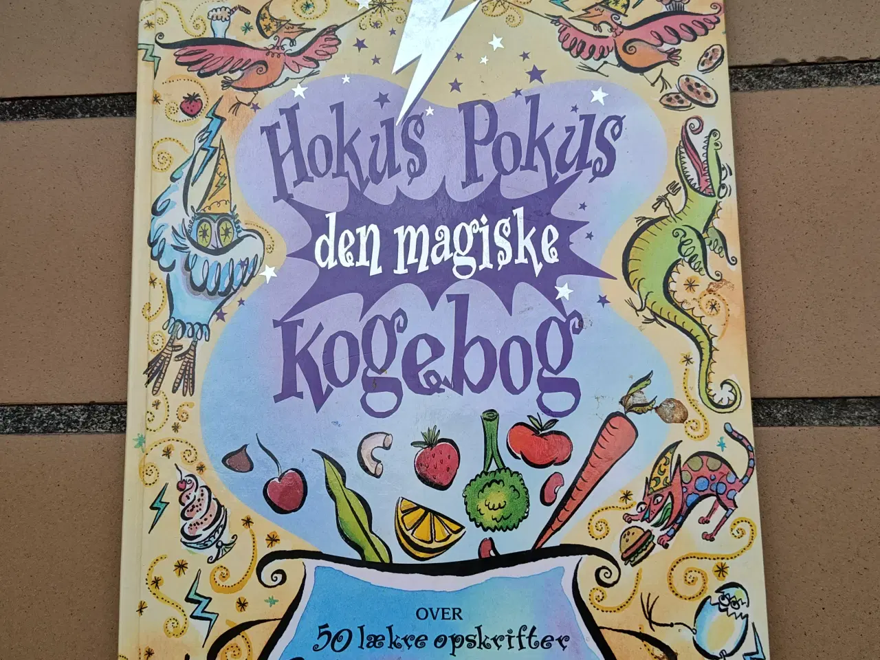 Billede 1 - Hokus Pokus Den magiske kogebog Bog