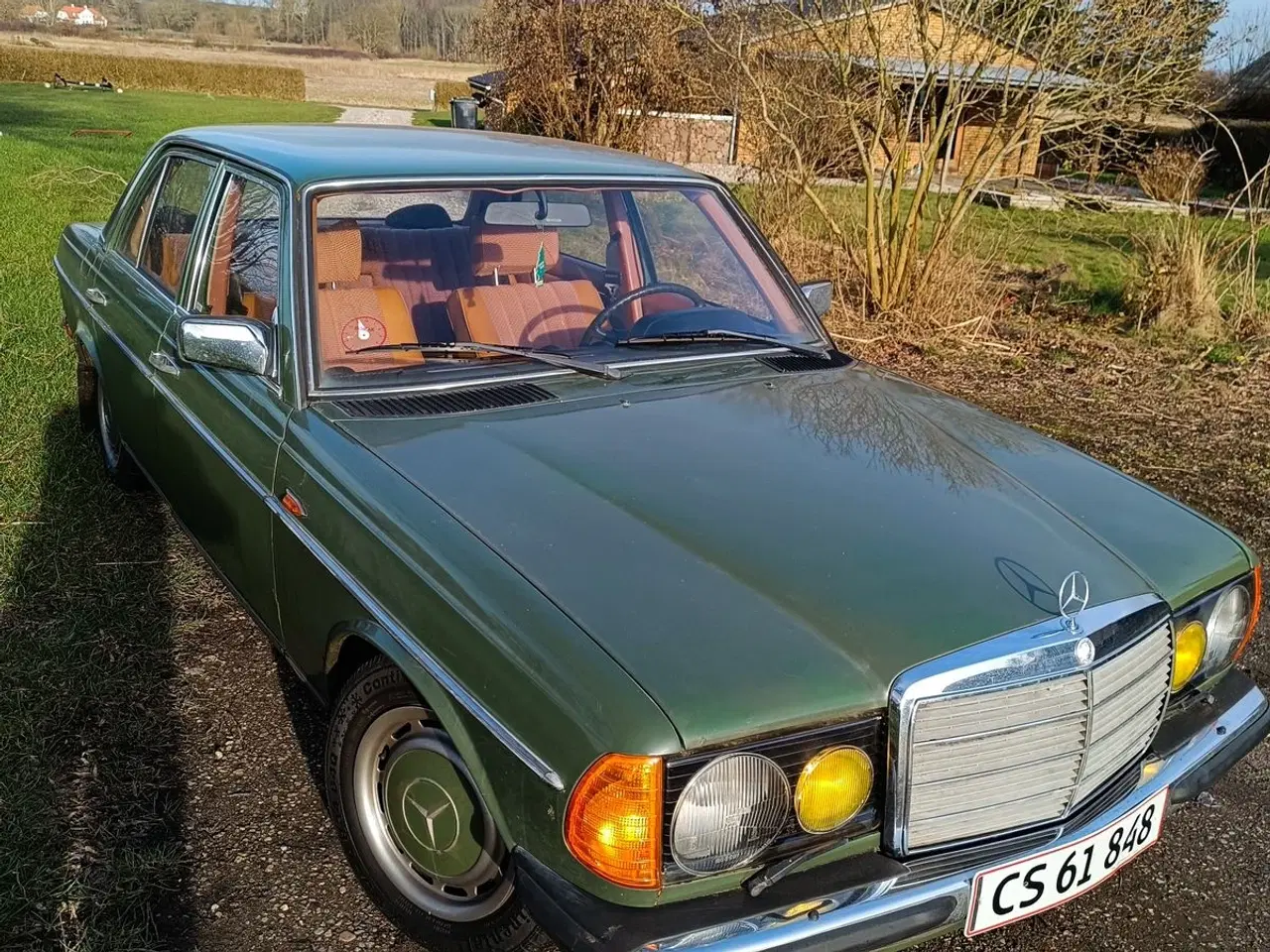 Billede 1 - W123 MB 230