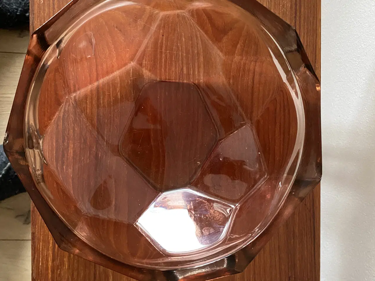 Billede 3 - Rosa glasskål 