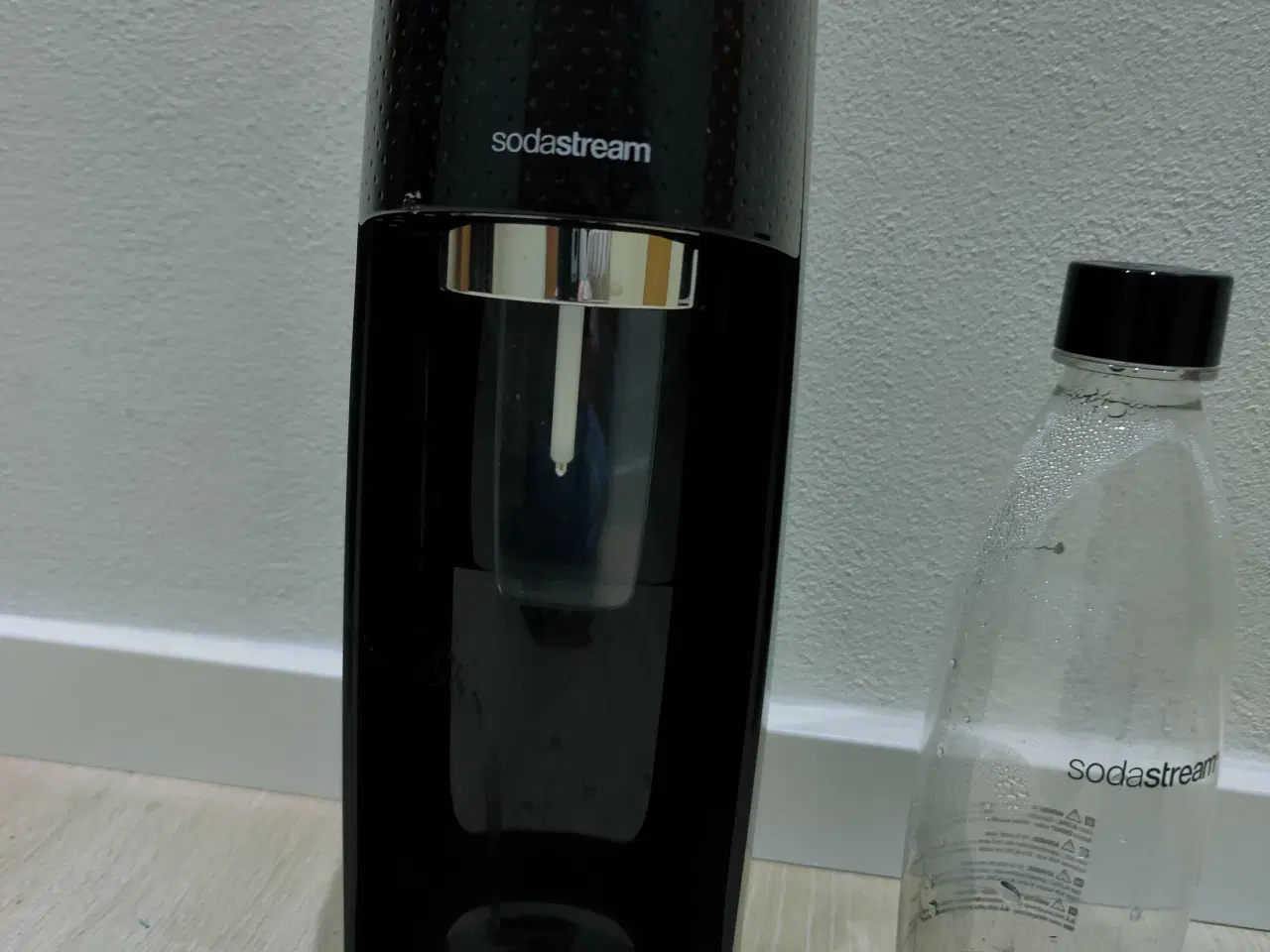 Billede 1 - SodaStream med flaske 