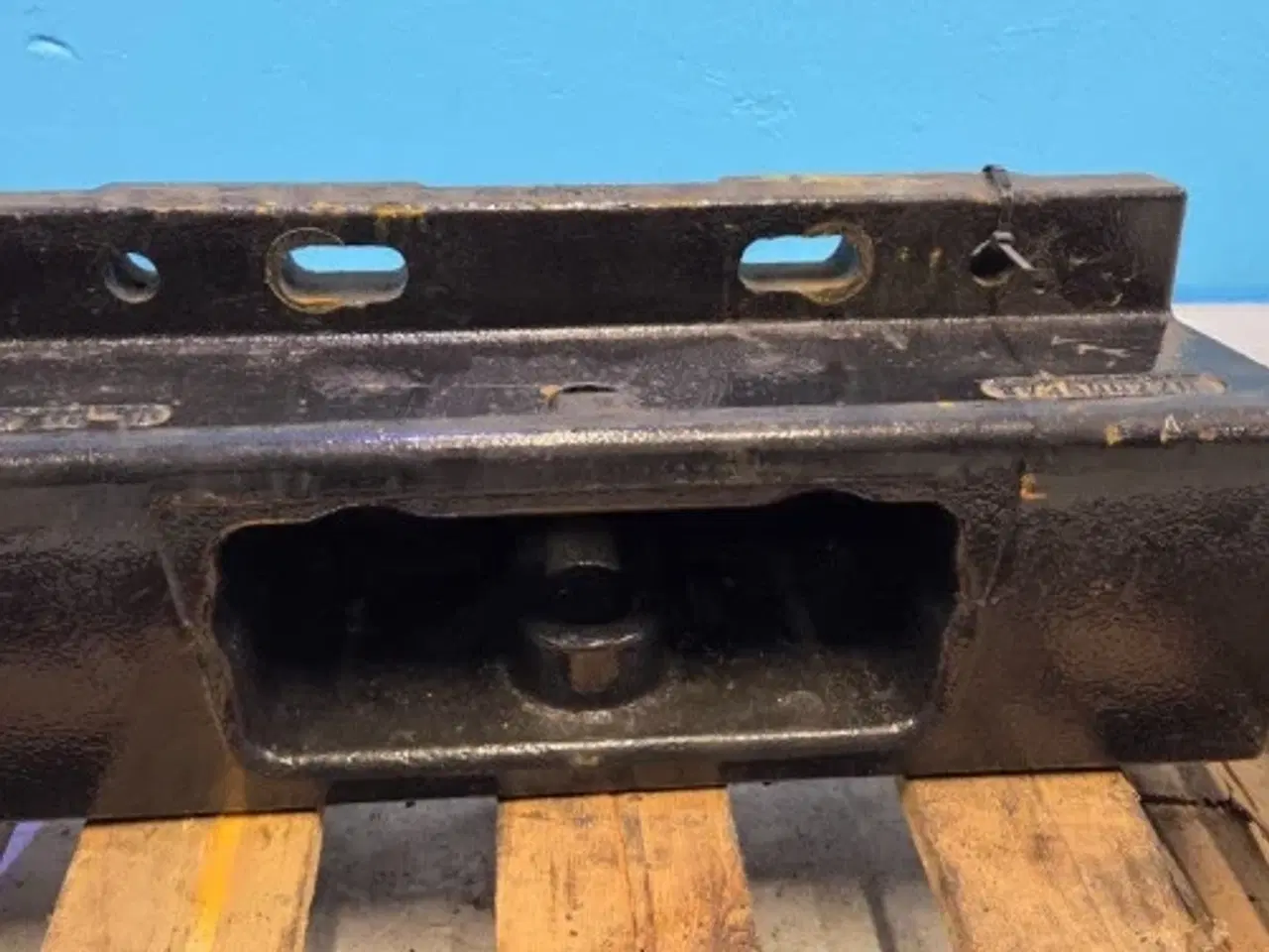 Billede 2 - New Holland T5.100 Vægtholder 87350022