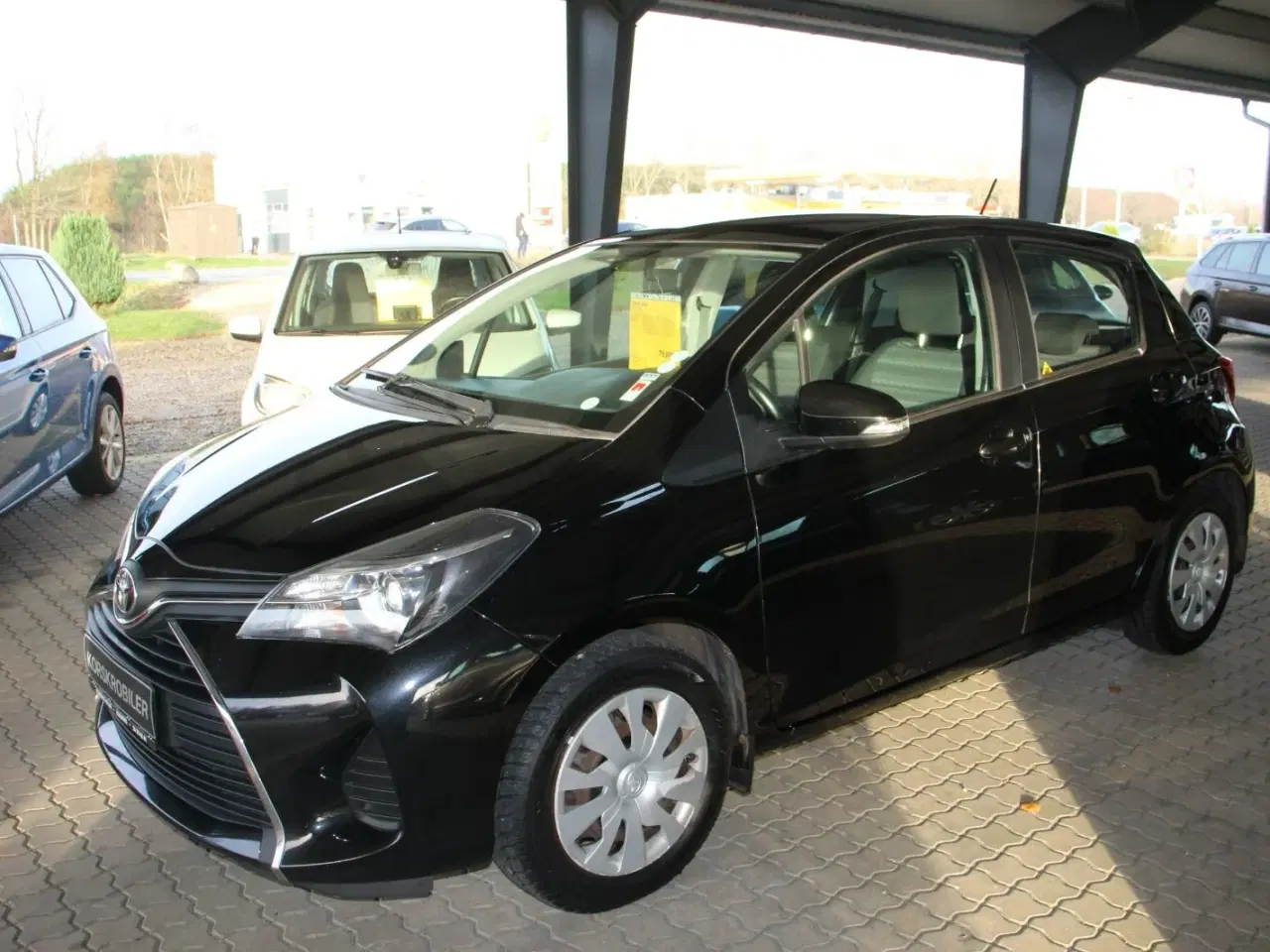 Billede 3 - Toyota Yaris 1,0 VVT-i T2