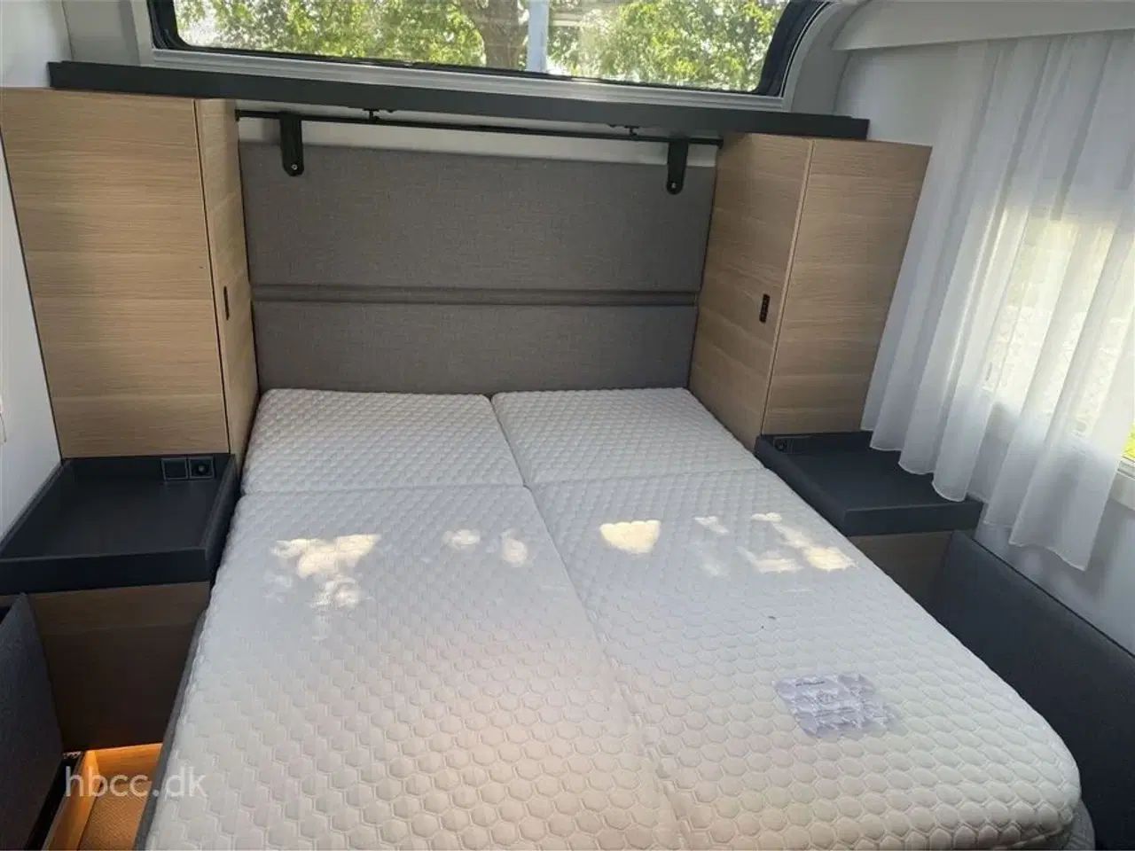 Billede 4 - 2022 - Adria Astella 754 DP