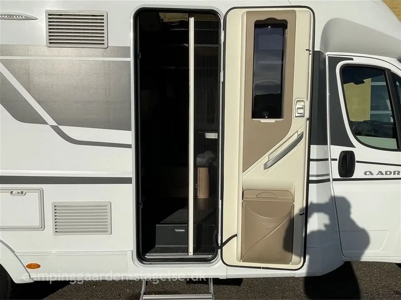 Billede 4 - 2021 - Adria Coral AXESS 670 SL   KOMMISSIONSVOGN