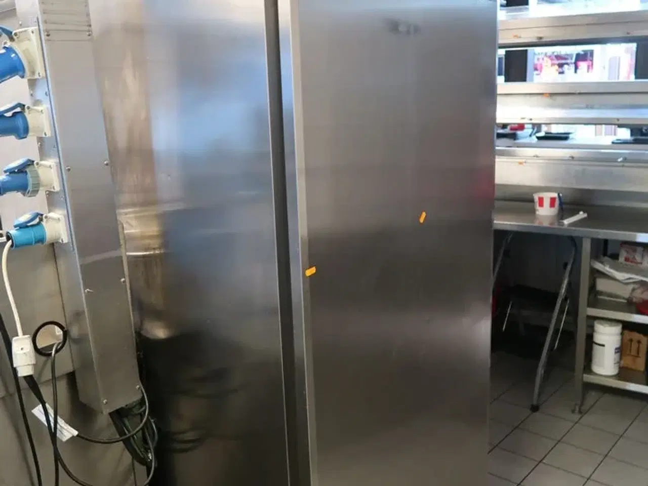 Billede 1 - Køleskab ELECTROLUX RE471FN uden indhold