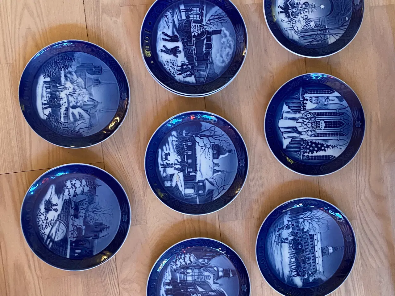 Billede 3 - Royal Copenhagen juleplatter 1971-1999