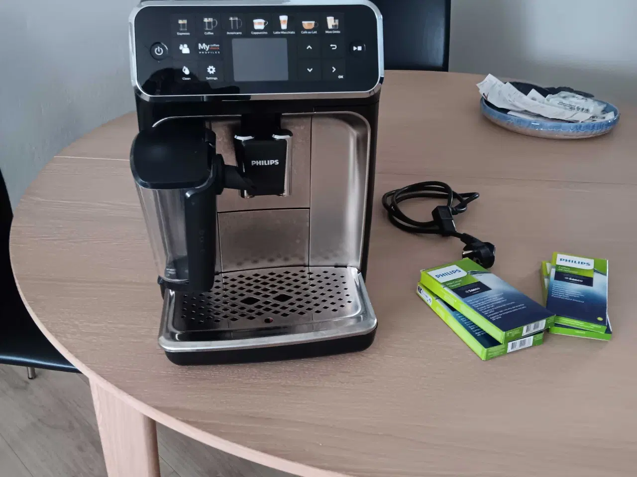 Billede 1 - PHILIPS FULDAUTOMATISK KAFFEMASKINE