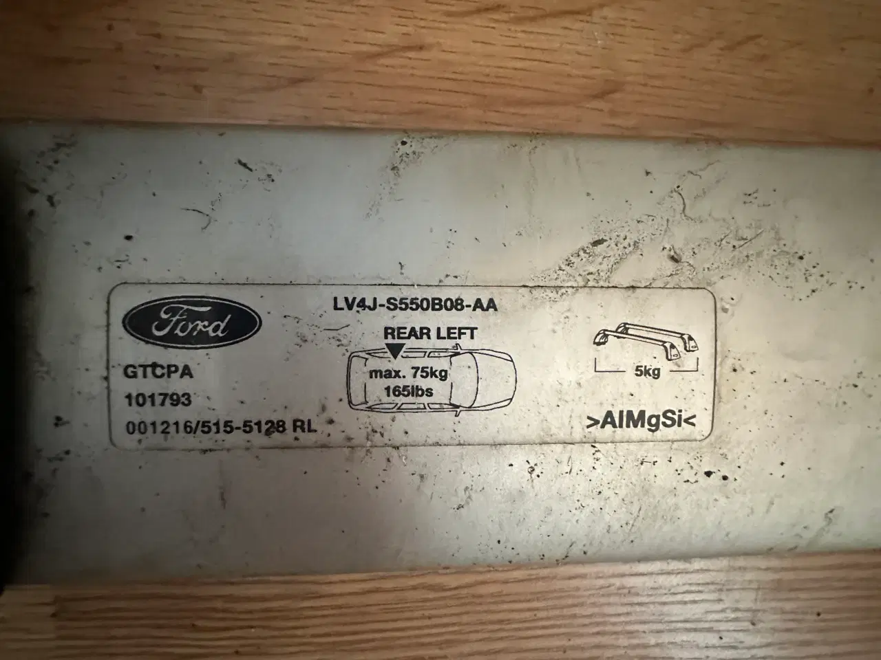 Billede 2 - Ford Kuga 2021, tagbøjler sølv metal