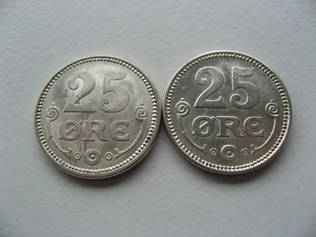 Billede 2 - Smukke sølv 25 ører 1918 & 1919, samlet pris