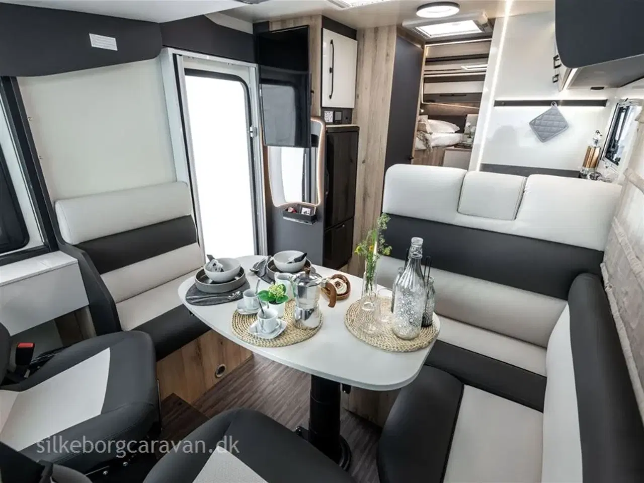 Billede 6 - 2026 - Elnagh Magnum 530