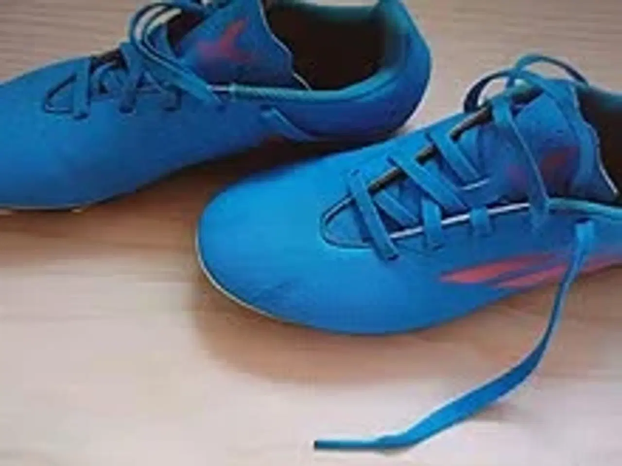 Billede 2 - Fodboldstøvler, str. 33, Adidas