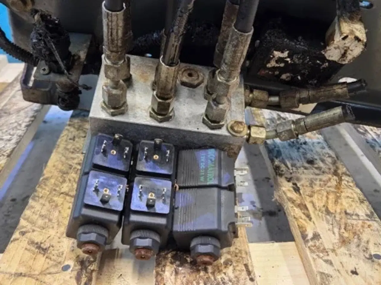 Billede 15 - Massey Ferguson 7278 Gearvælger Konsol 45140009