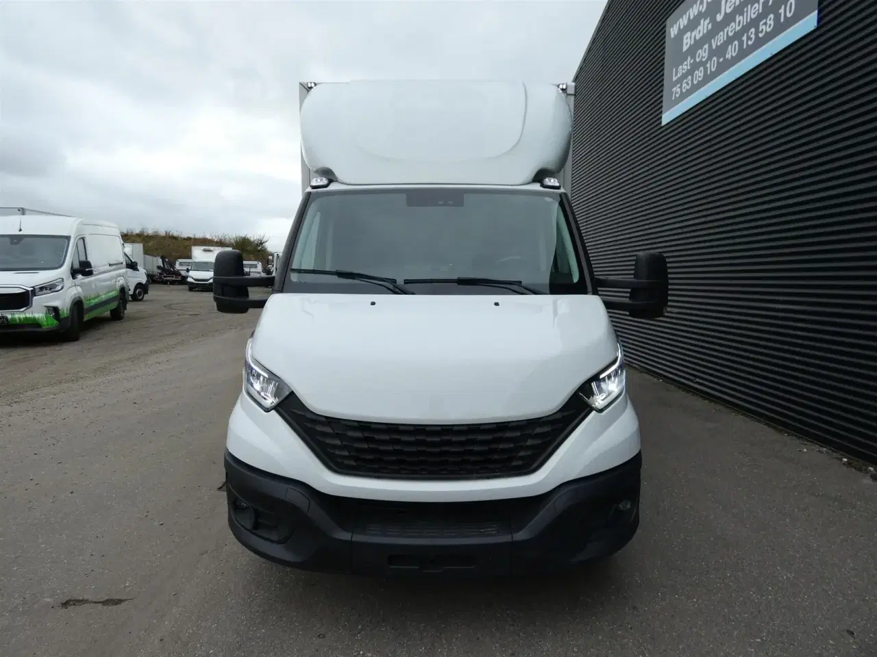 Billede 3 - Iveco Daily 35S16 4100mm 2,3 D m/Alukasse med lift Hi-Matic 156HK Ladv./Chas. 8g Aut.