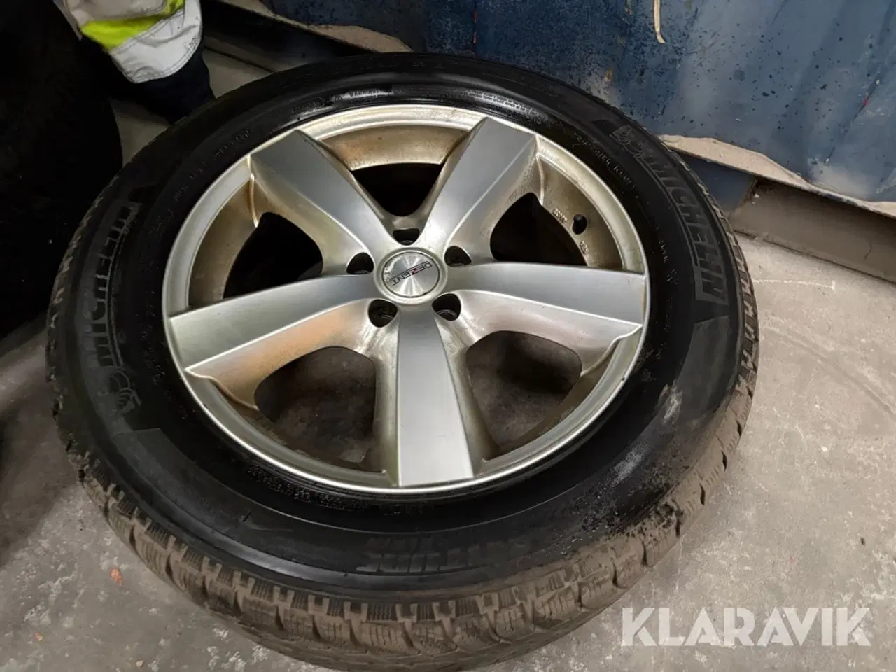 Billede 9 - Fælge med dæk Dezent 255/55R18 4 styk