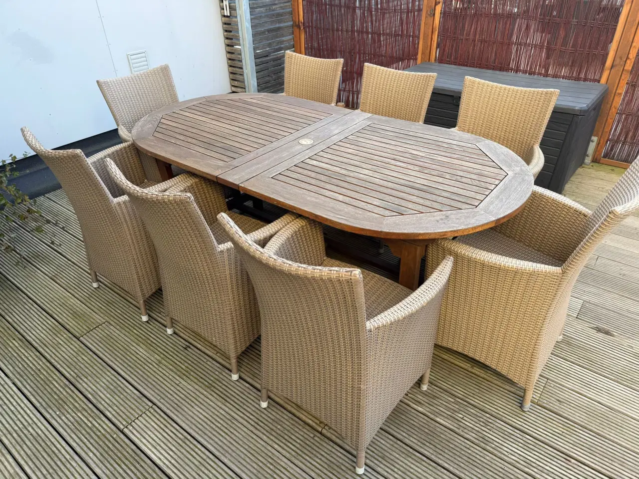 Billede 1 - Royal Teak Havebord med 8 Stole