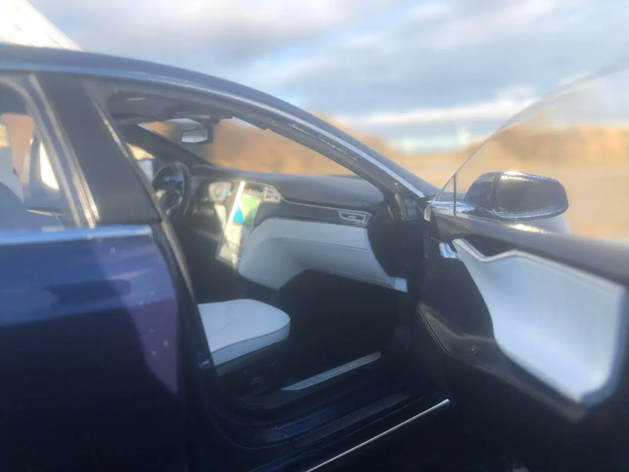 Billede 9 - 1:18 Tesla P100D