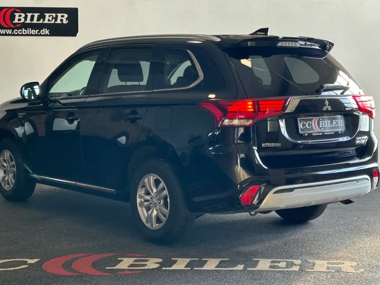 Billede 2 - Mitsubishi Outlander 2,4 PHEV Invite CVT 4WD