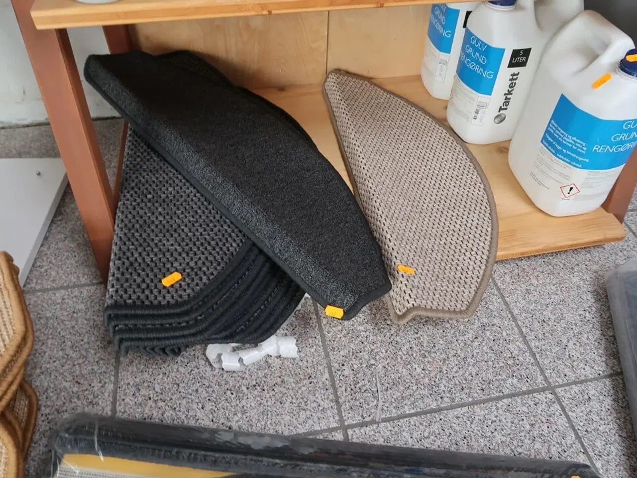 Billede 2 - Div. Trappetæpper