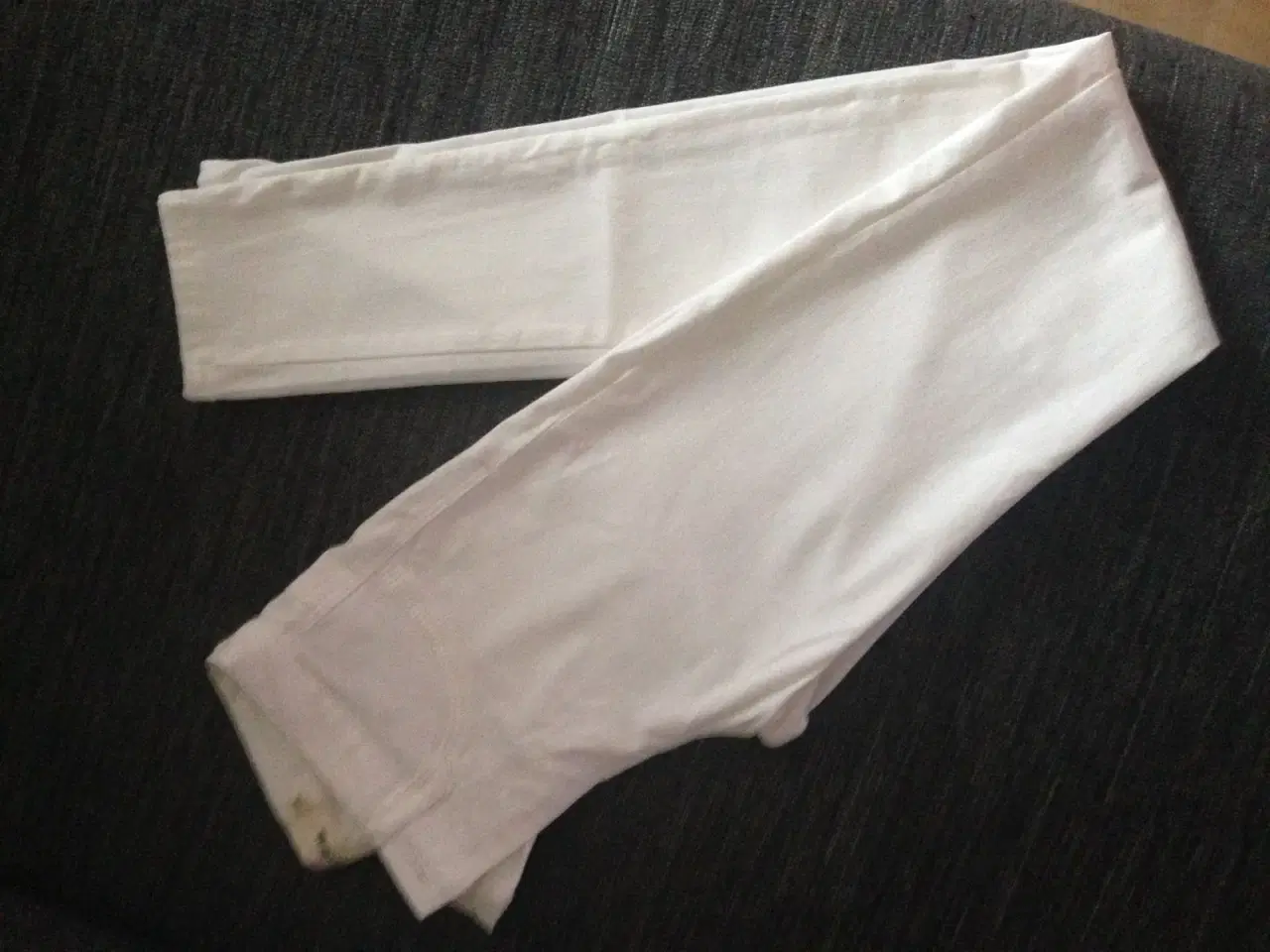 Billede 1 - Helt nye hvide bukser